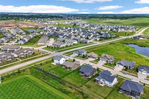 1315 E Tartan Drive North Liberty IA 52317