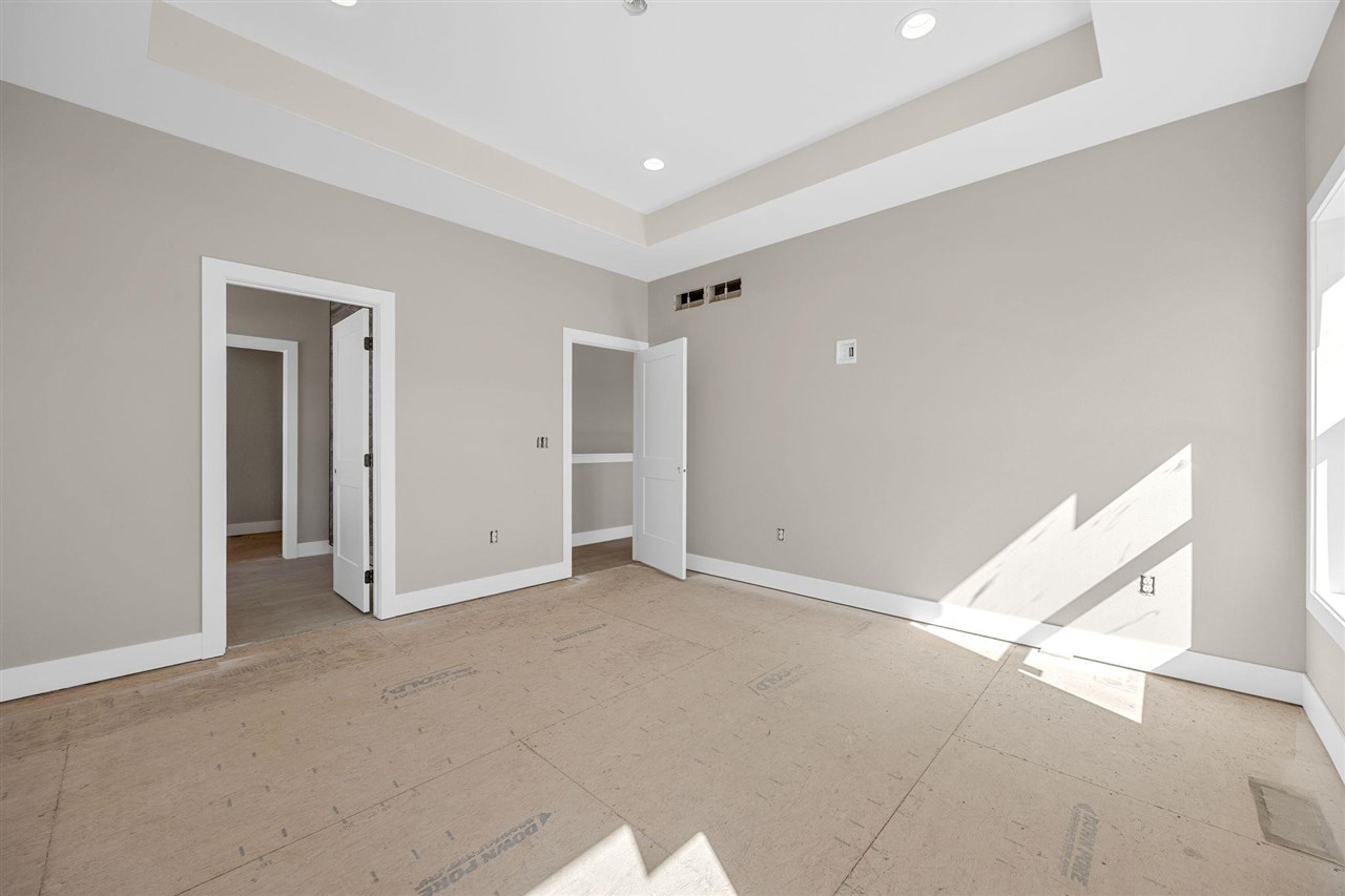 521 Elizabeth Lane Tiffin IA 52340