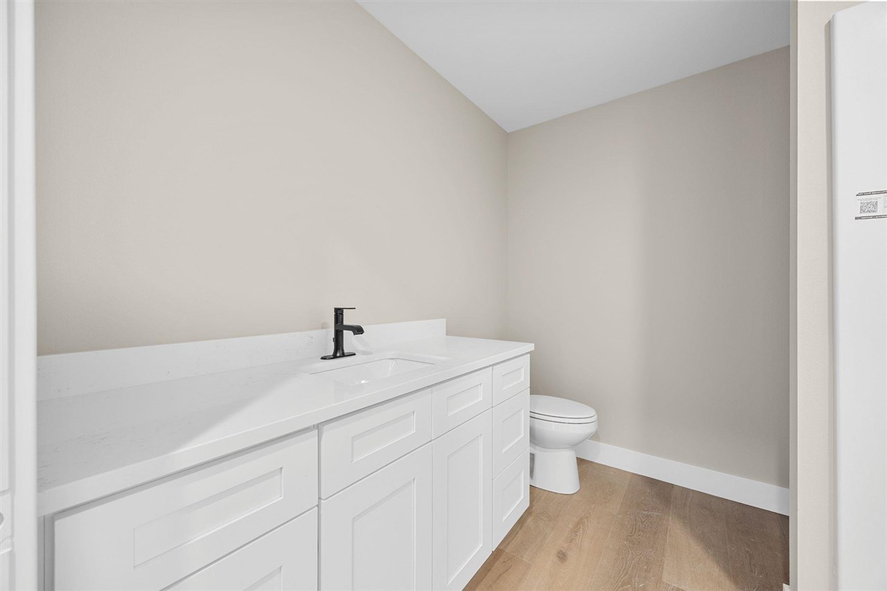 521 Elizabeth Lane Tiffin IA 52340