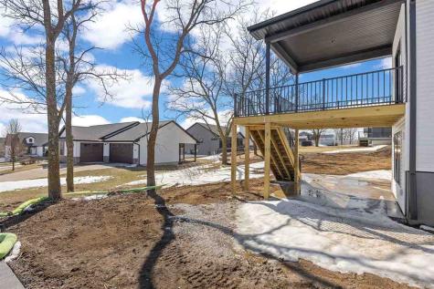 521 Elizabeth Lane Tiffin IA 52340