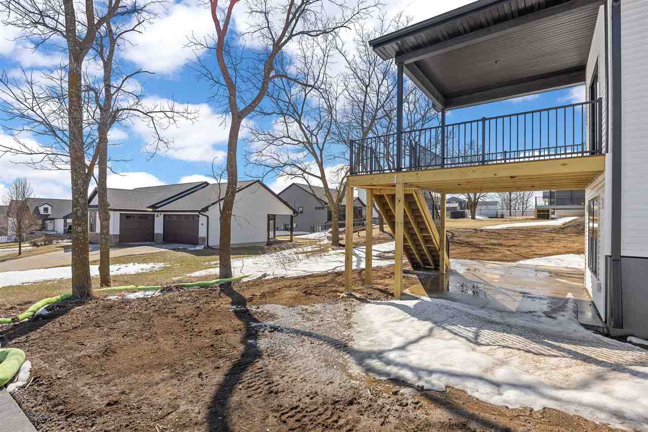 521 Elizabeth Lane Tiffin IA 52340