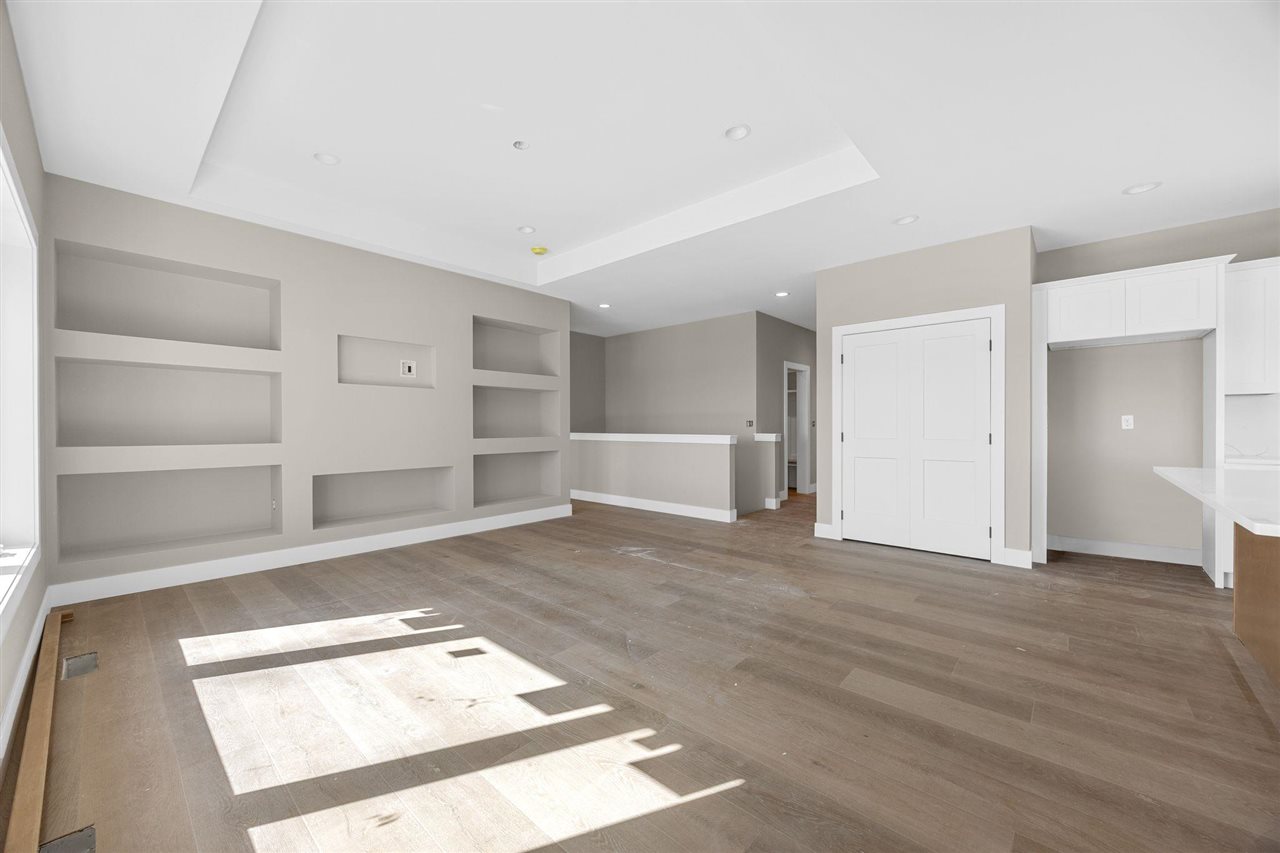 521 Elizabeth Lane Tiffin IA 52340