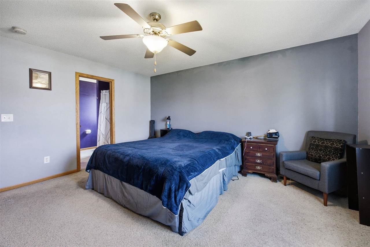 2643 Whispering Meadow Drive Iowa City IA 52240