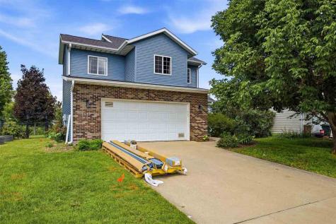 2643 Whispering Meadow Drive Iowa City IA 52240