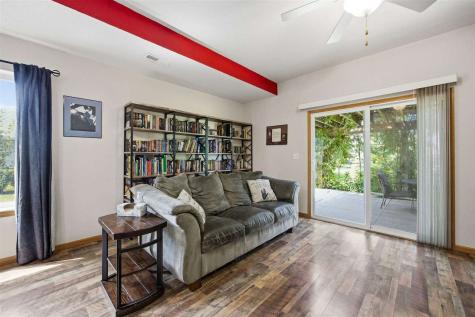 2643 Whispering Meadow Drive Iowa City IA 52240