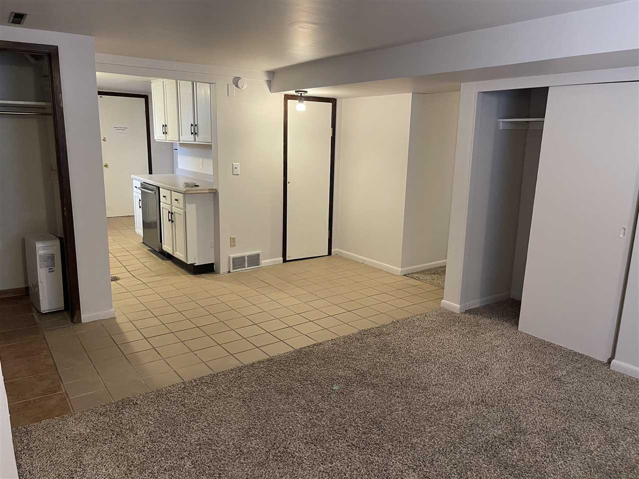 1315 Oakcrest Iowa City IA 52246