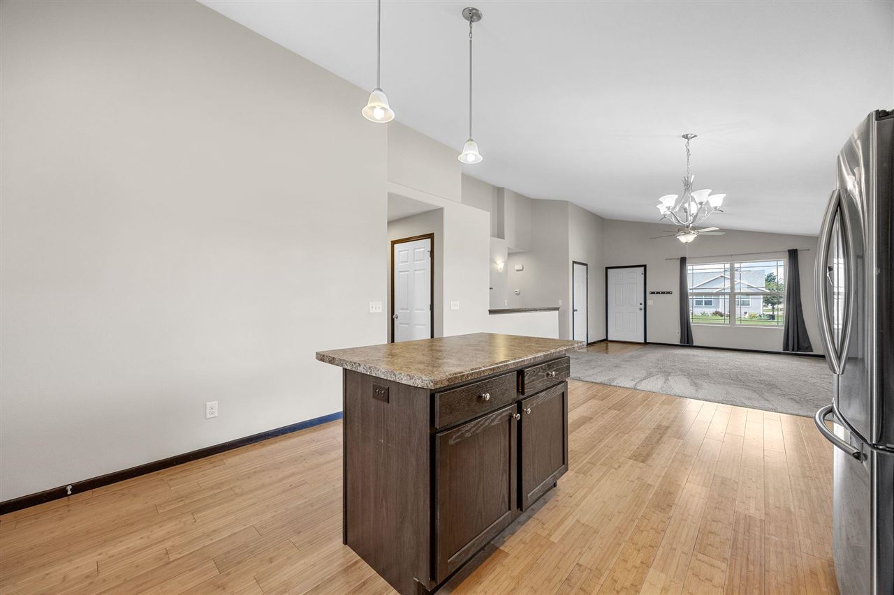 6303 Deer Stone Drive SW Cedar Rapids IA 52404