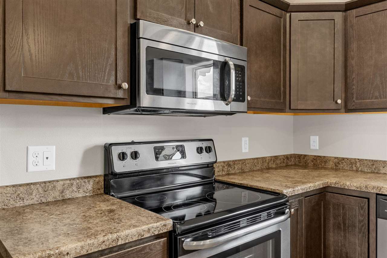 6303 Deer Stone Drive SW Cedar Rapids IA 52404