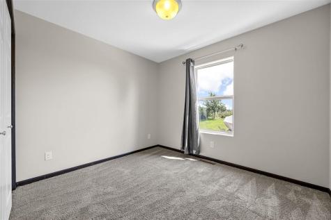6303 Deer Stone Drive SW Cedar Rapids IA 52404