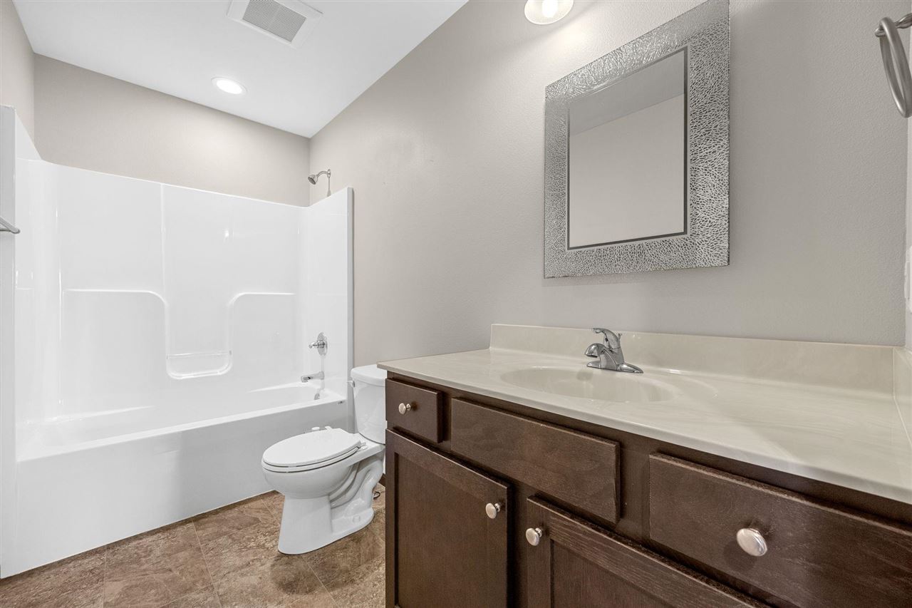 6303 Deer Stone Drive SW Cedar Rapids IA 52404