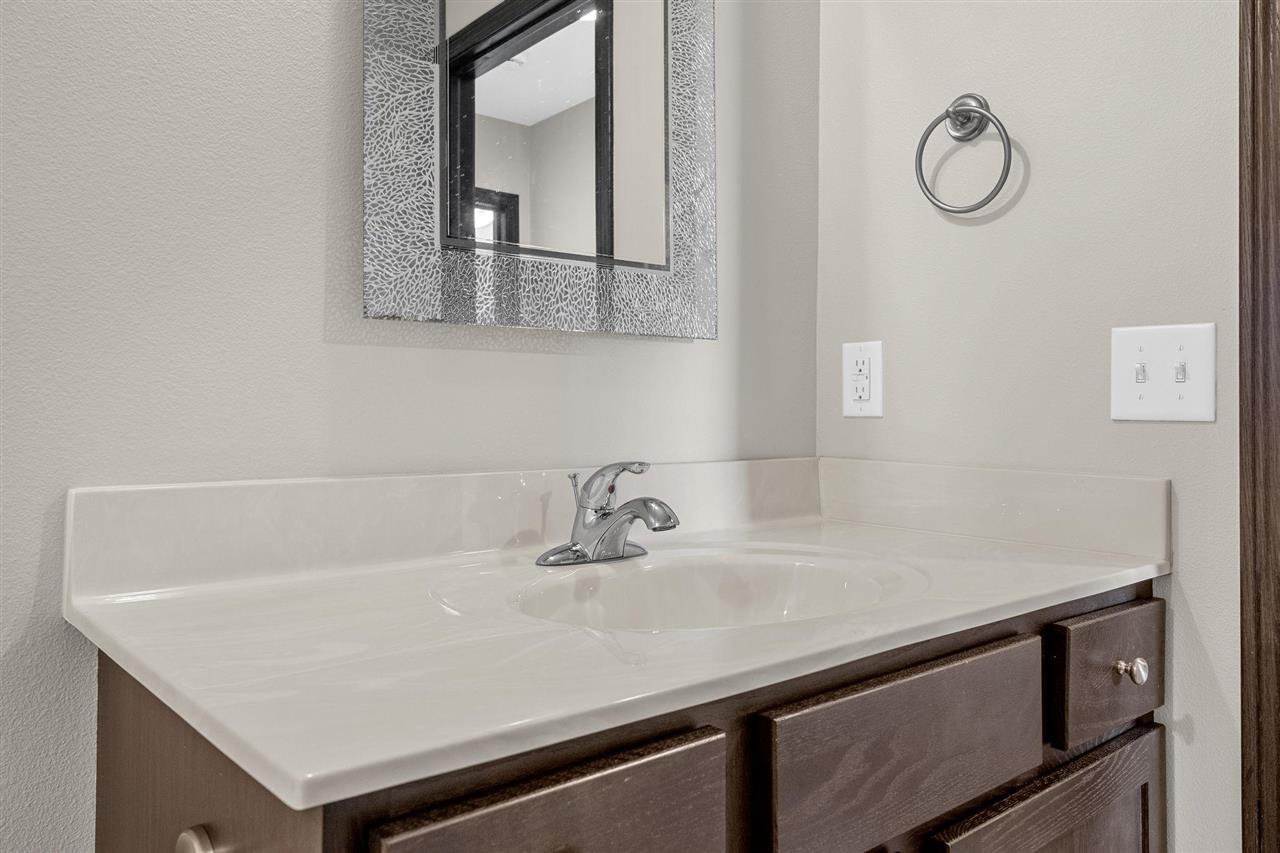 6303 Deer Stone Drive SW Cedar Rapids IA 52404