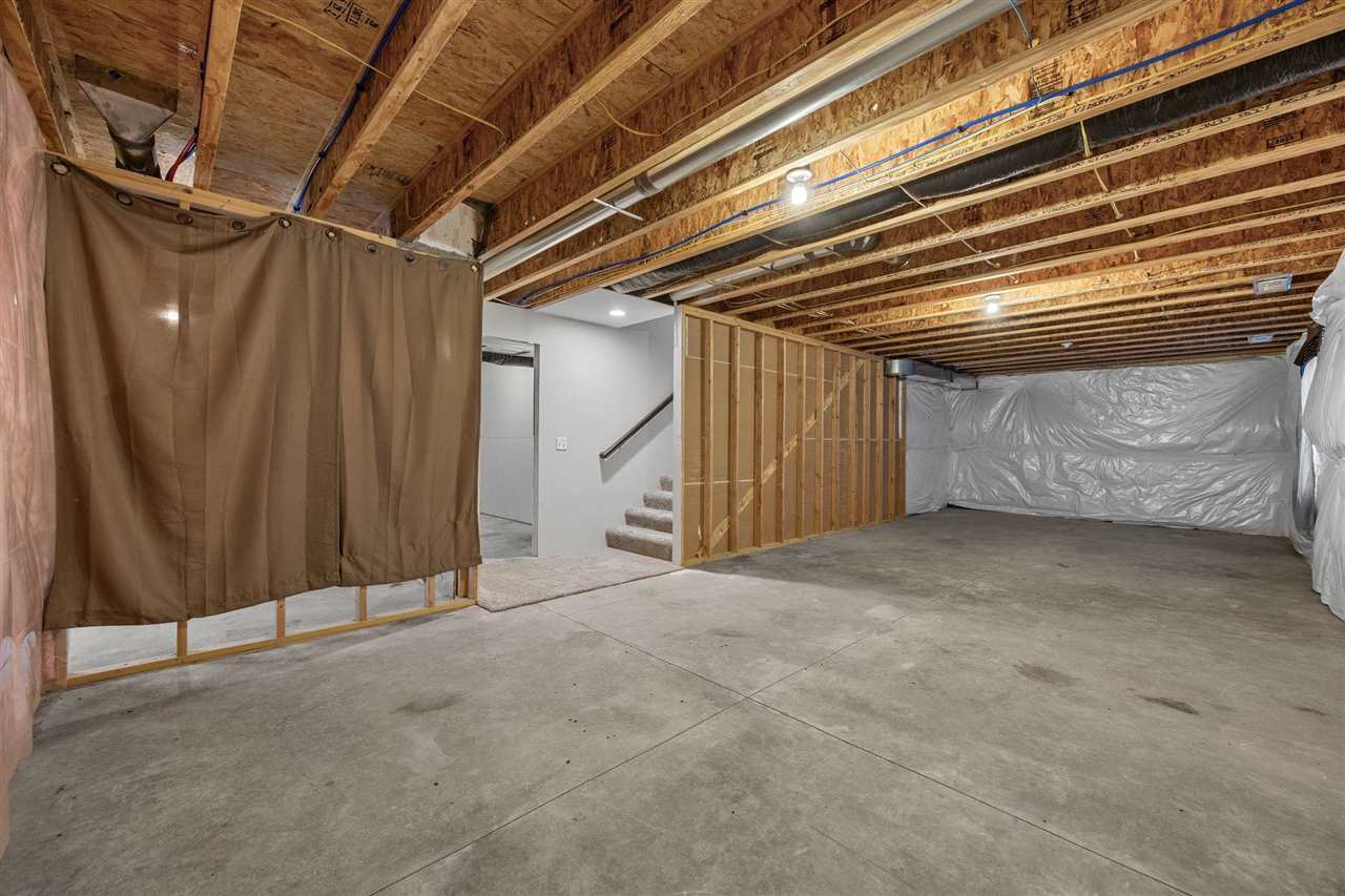 6303 Deer Stone Drive SW Cedar Rapids IA 52404