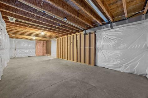 6303 Deer Stone Drive SW Cedar Rapids IA 52404