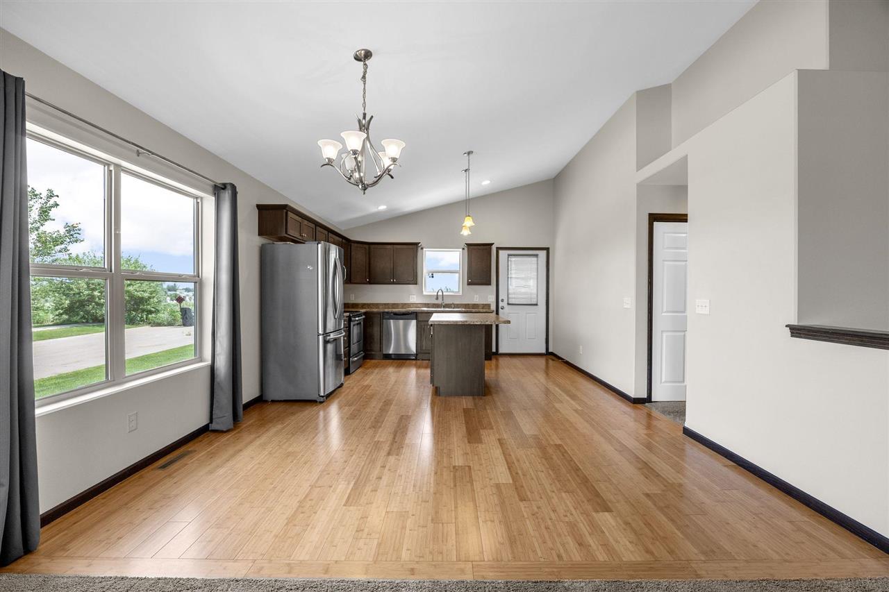 6303 Deer Stone Drive SW Cedar Rapids IA 52404