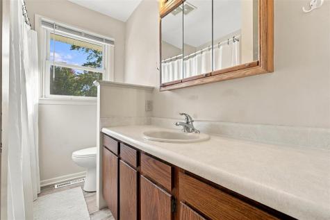 816 E Harrison Street Washington IA 52353