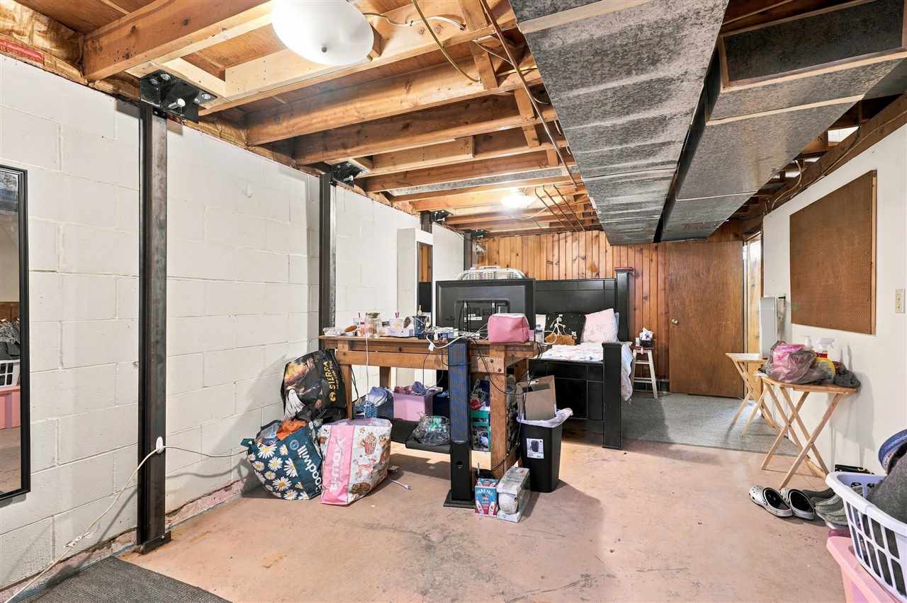 816 E Harrison Street Washington IA 52353
