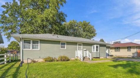 816 E Harrison Street Washington IA 52353