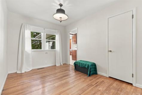 816 E Harrison Street Washington IA 52353