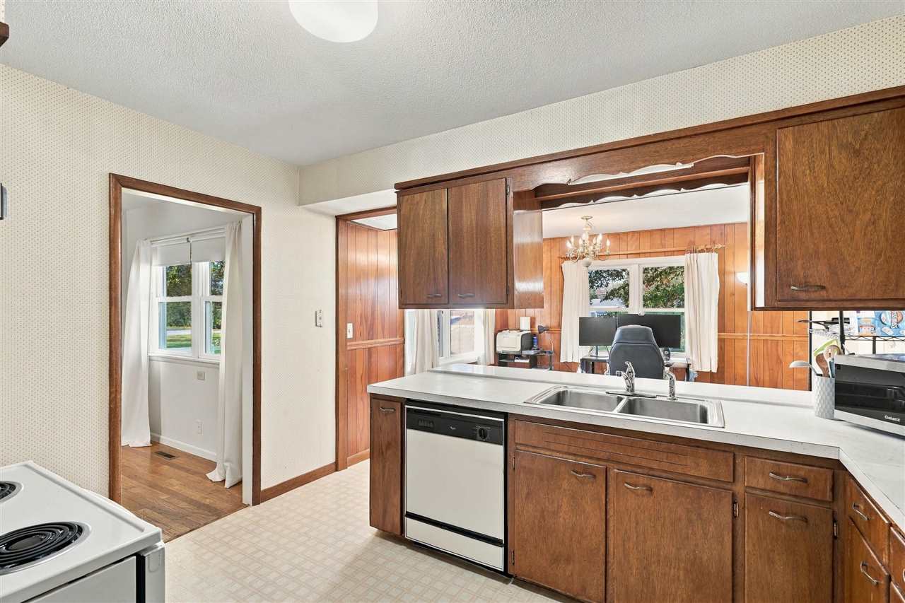 816 E Harrison Street Washington IA 52353