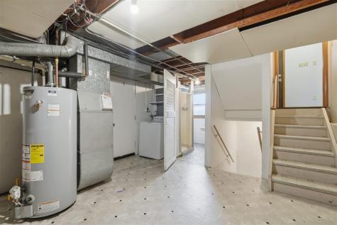 1672 10th Street NW Cedar Rapids IA 52405