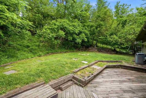1672 10th Street NW Cedar Rapids IA 52405