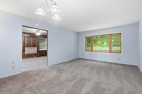 1672 10th Street NW Cedar Rapids IA 52405