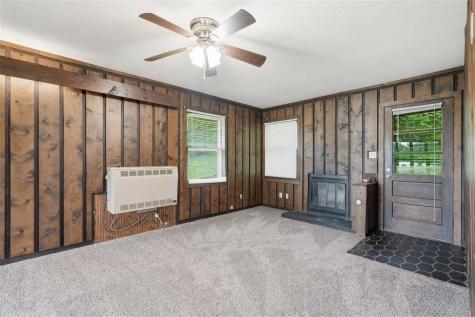 1672 10th Street NW Cedar Rapids IA 52405