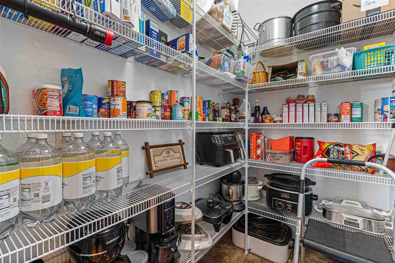 1598 NE Spartan Circle Solon IA 52333