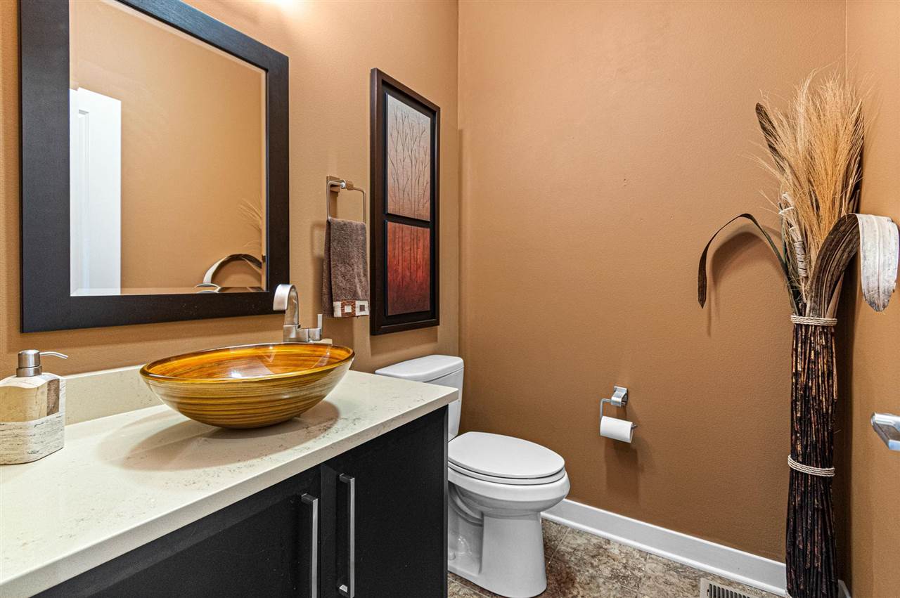 1598 NE Spartan Circle Solon IA 52333