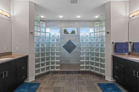 1598 NE Spartan Circle Solon IA 52333