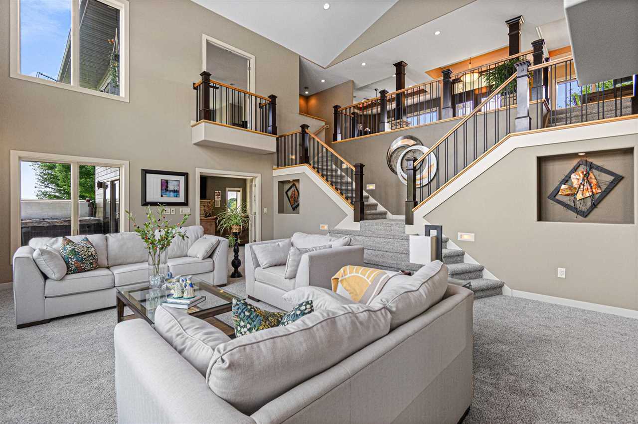 1598 NE Spartan Circle Solon IA 52333