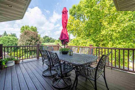 1598 NE Spartan Circle Solon IA 52333
