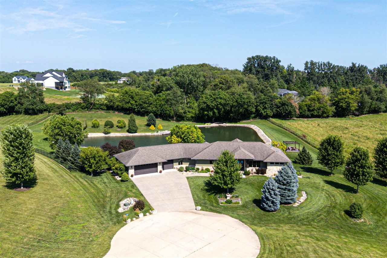 1598 NE Spartan Circle Solon IA 52333