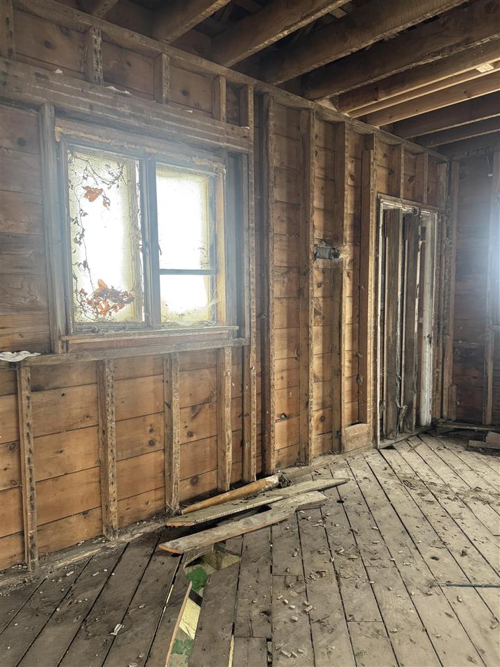 26921 Highway 92 Sigourney IA 52591