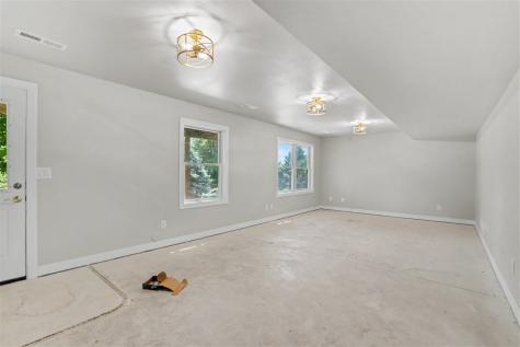 923 12th Avenue Coralville IA 52241