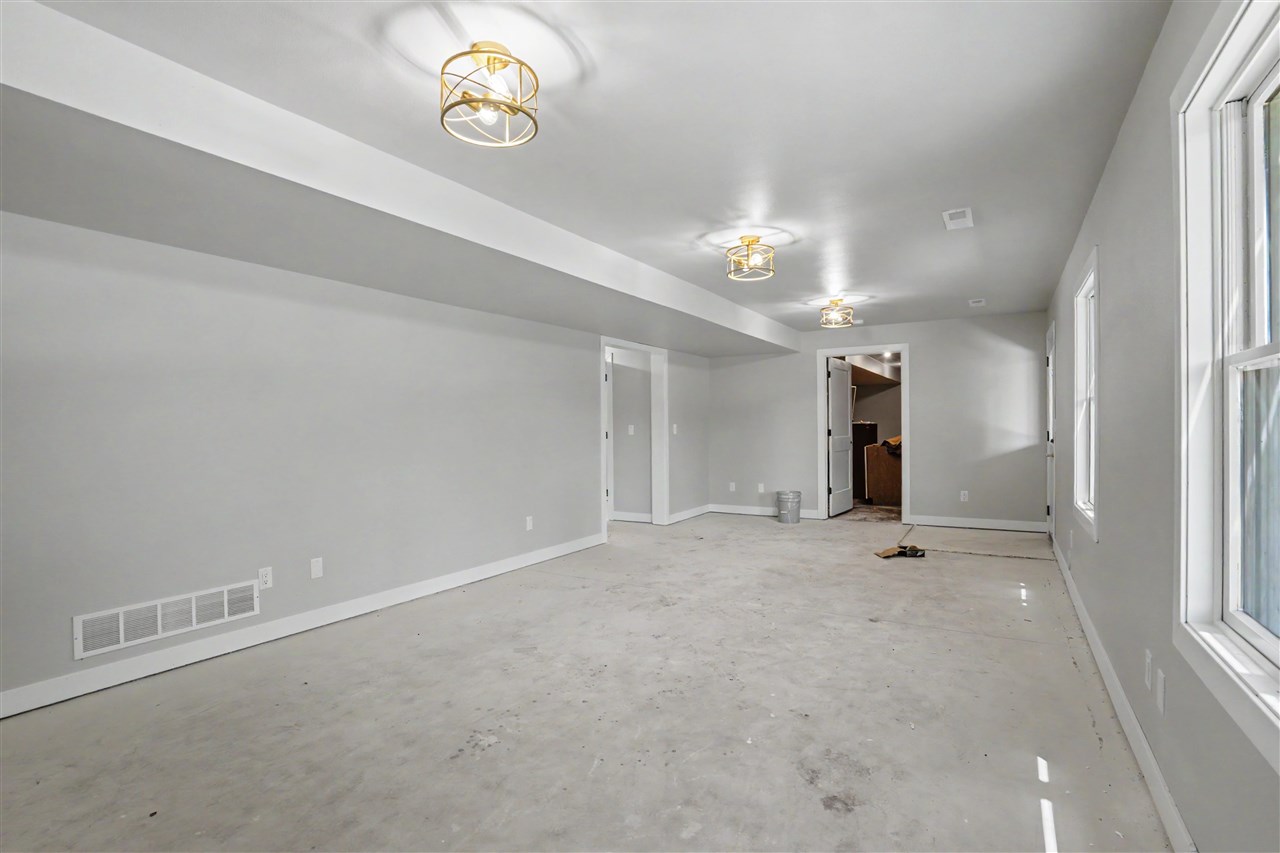 923 12th Avenue Coralville IA 52241