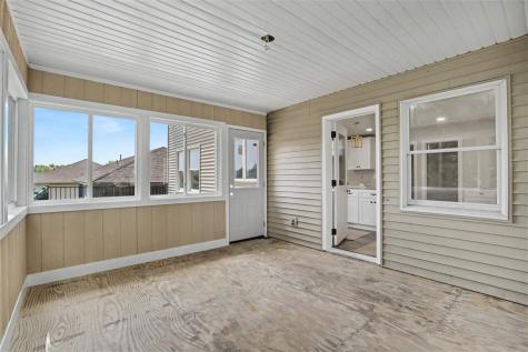 923 12th Avenue Coralville IA 52241