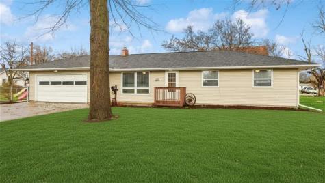 910 Cherry Avenue Marengo IA 52301