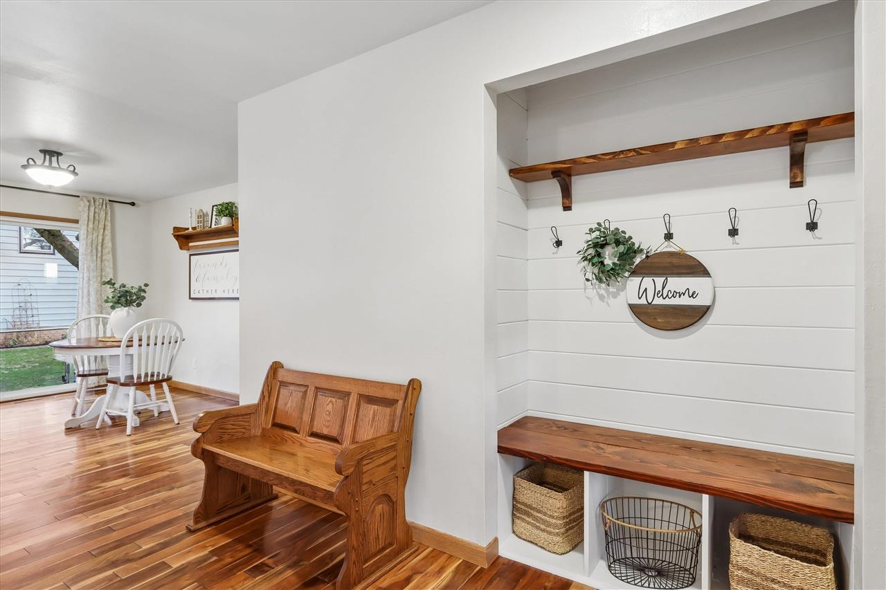 910 Cherry Avenue Marengo IA 52301