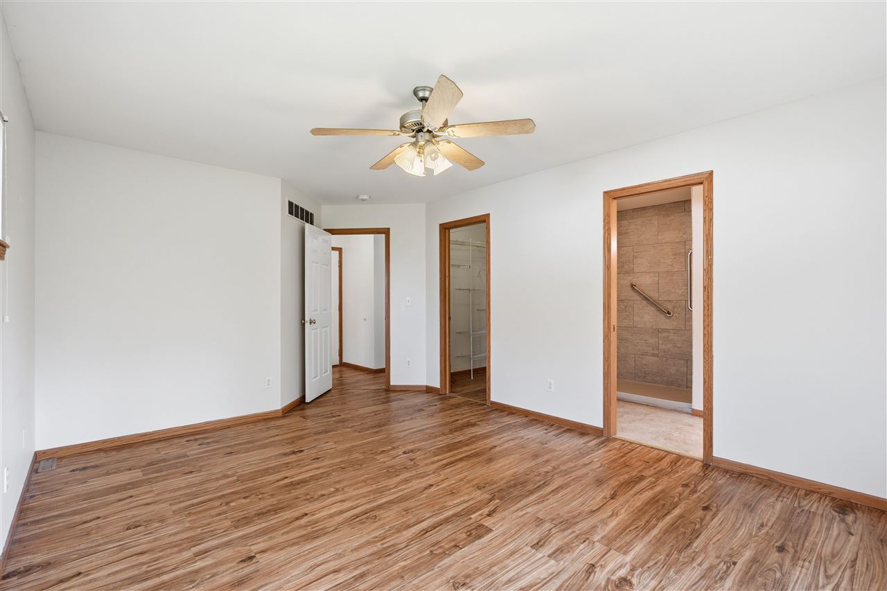 20 E Dovetail Coralville IA 52241