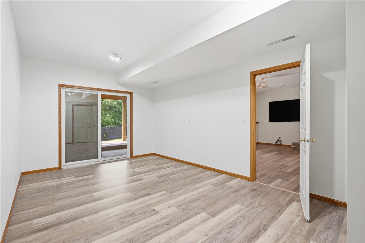 20 E Dovetail Coralville IA 52241