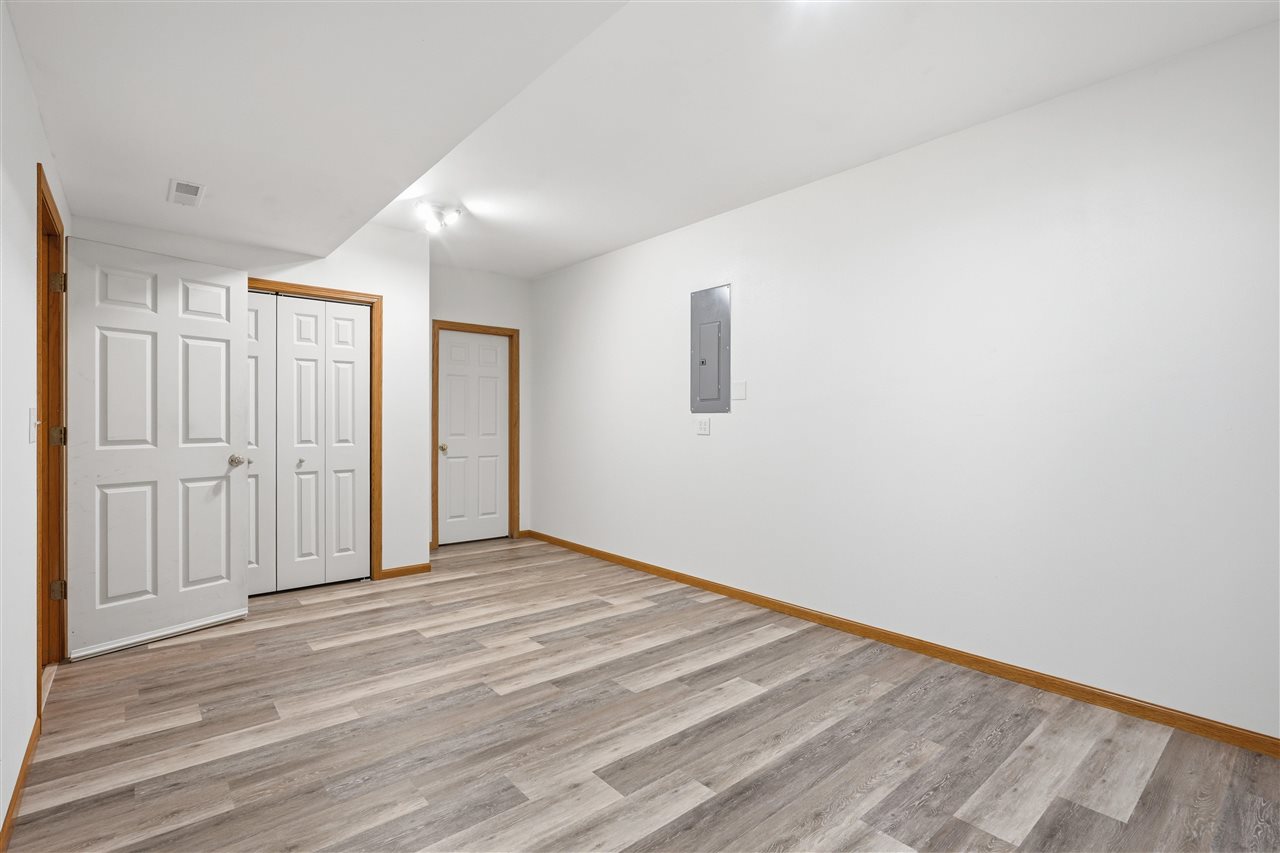 20 E Dovetail Coralville IA 52241