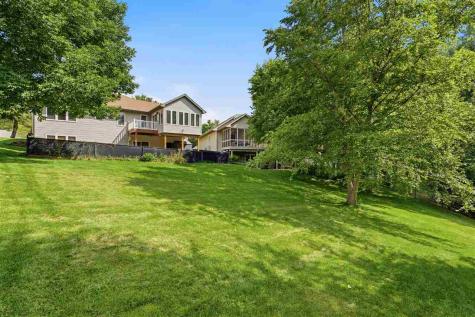 20 E Dovetail Coralville IA 52241