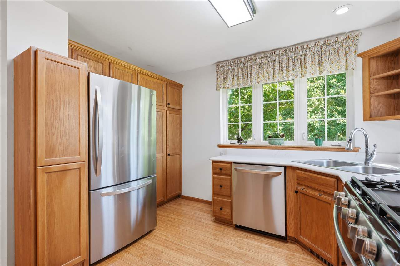 20 E Dovetail Coralville IA 52241