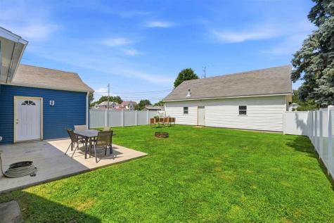 614 E Madison Street Washington IA 52353