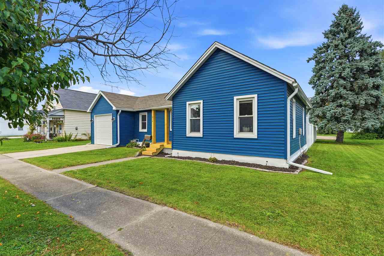 614 E Madison Street Washington IA 52353