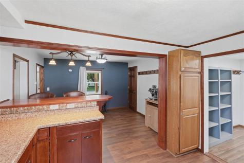614 E Madison Street Washington IA 52353