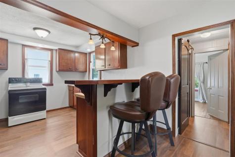 614 E Madison Street Washington IA 52353