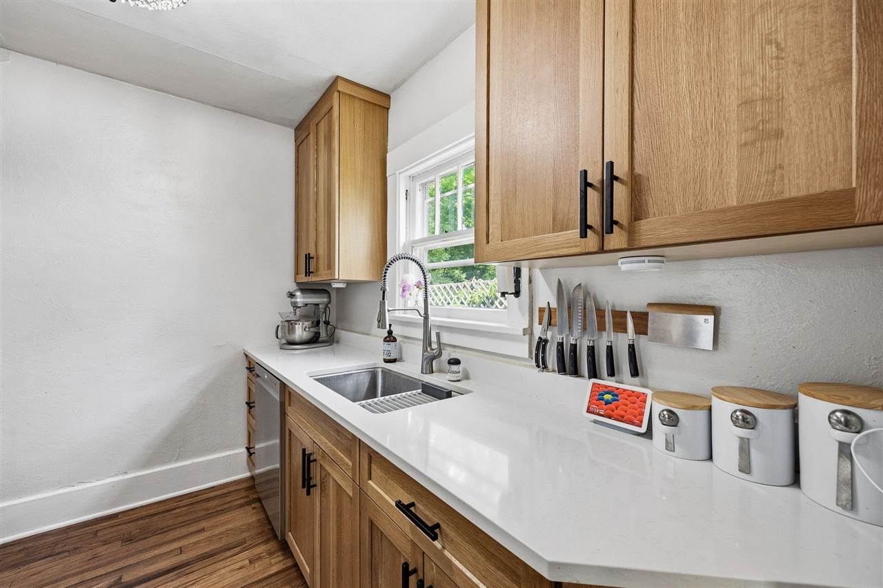523 Rundell Street Iowa City IA 52240