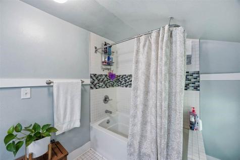 523 Rundell Street Iowa City IA 52240